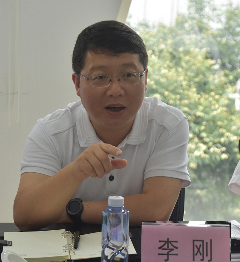 李剛.jpg